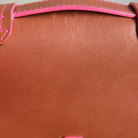 IIBeCa by Joy Gryson Duane Leather Crossbody Bag - Picture 9 of 16
